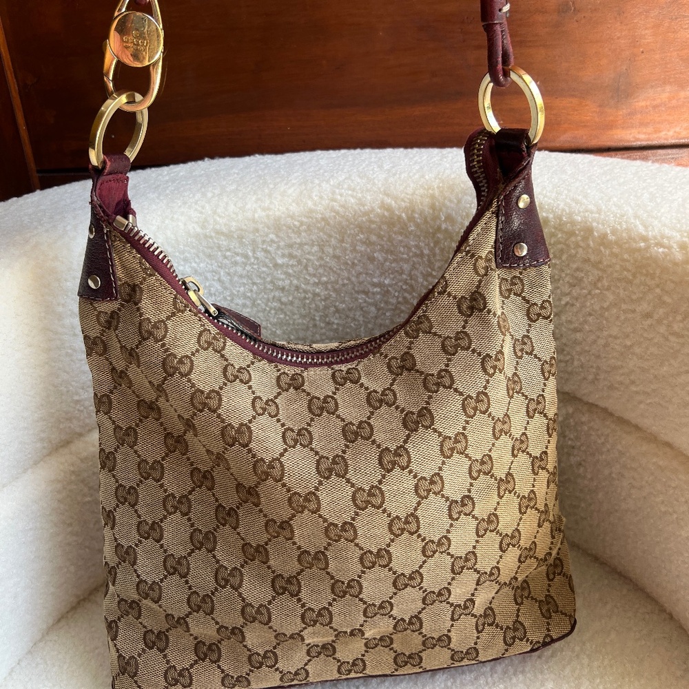 Authentic Gucci GG Vintage Horsebit Lock Small Shoulder Bag